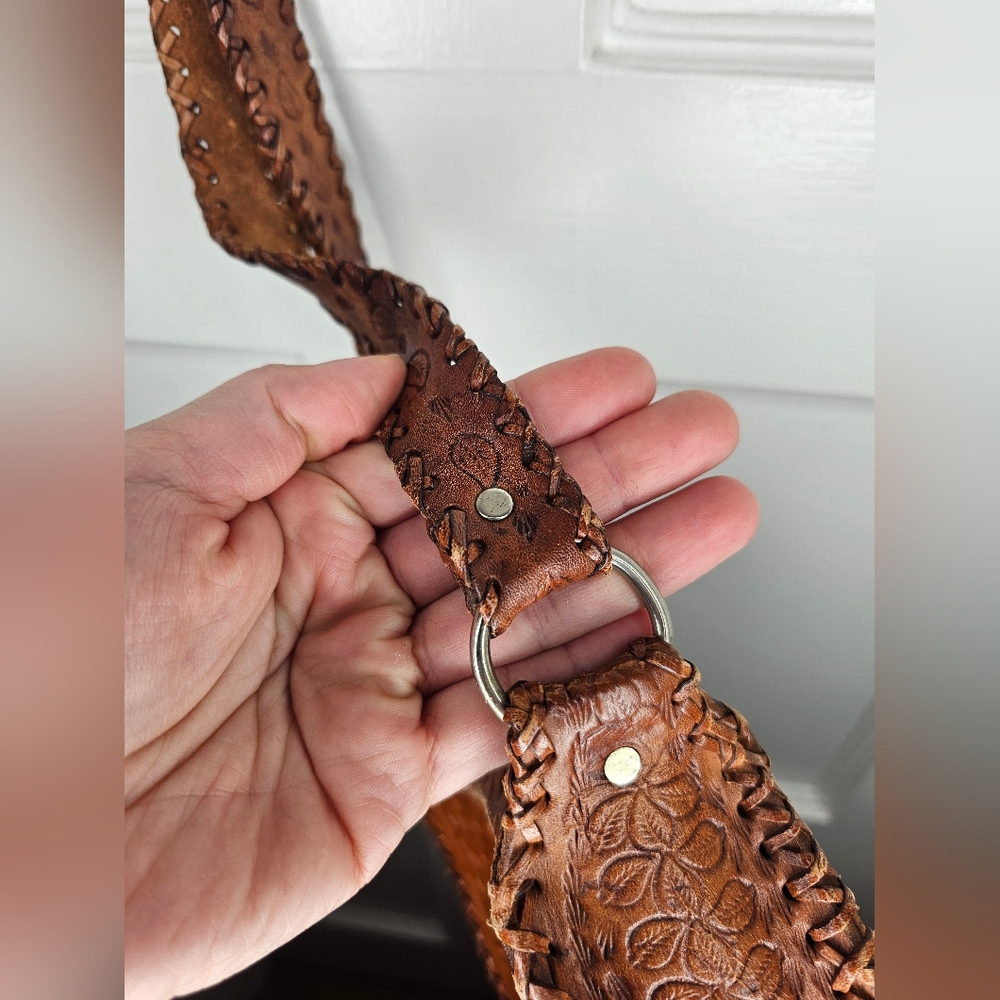 VTG 70s Tooled Leather Bag - Picture 6 of 14